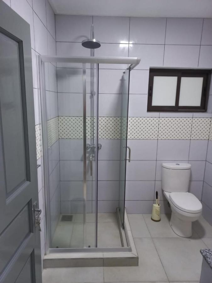 E&E Self Catering 호텔 보발롱 외부 사진