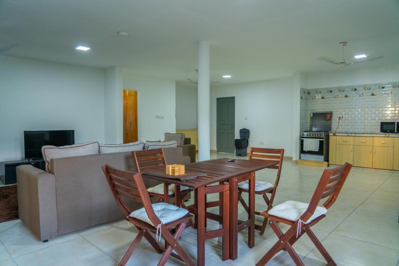 E&E Self Catering 호텔 보발롱 외부 사진